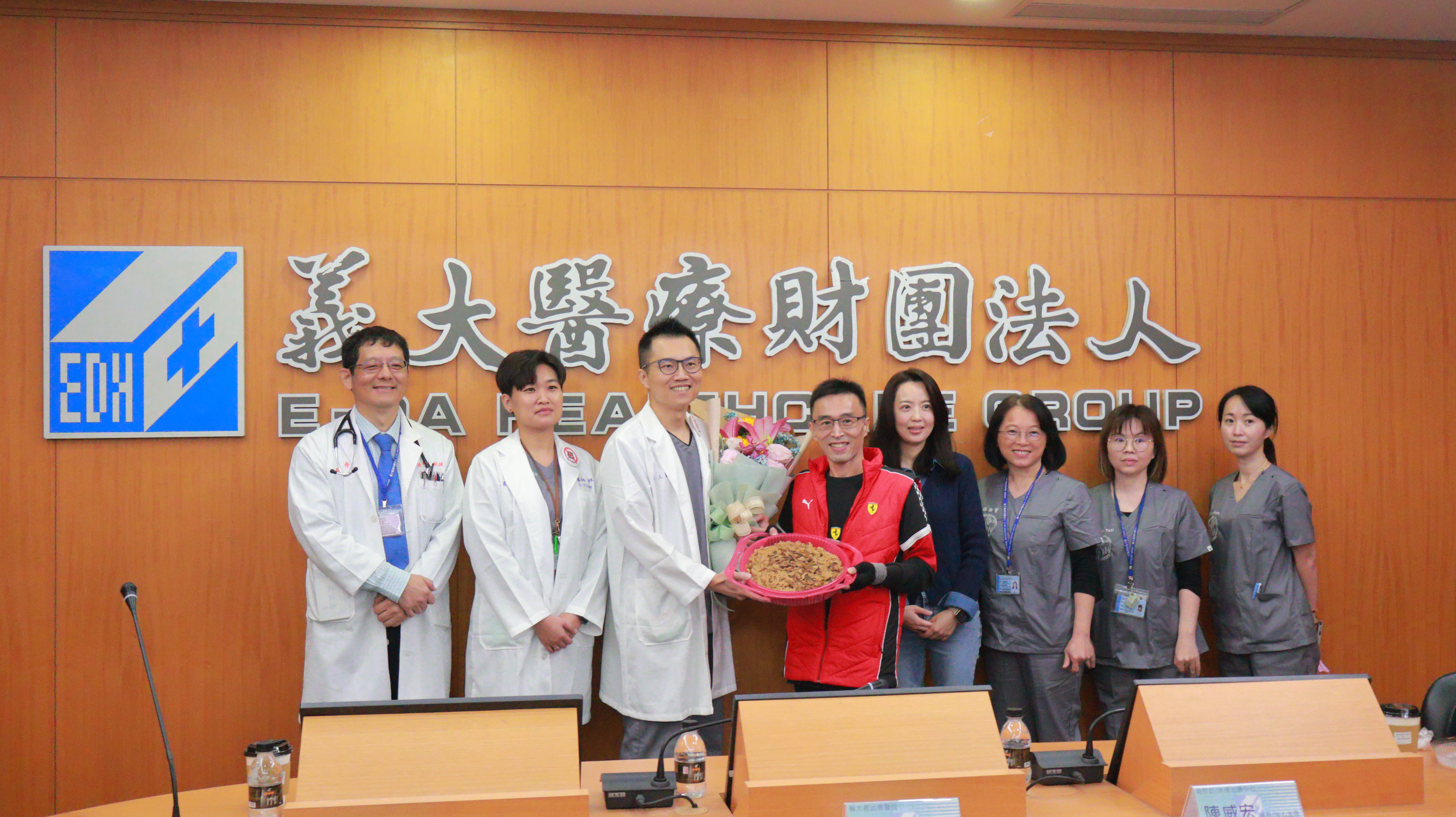點擊在新窗口中打開圖片